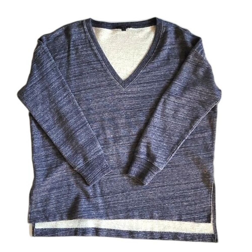 J. CREW Blue Oversized Long Sleeved Thick V-Neck Shirt size M Casual Loungewear